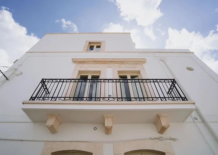 Palazzo D'azeglio 4* Alberobello